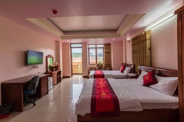 هتل KhÁch SẠn Sen VÀng