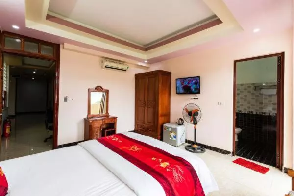 هتل KhÁch SẠn Sen VÀng