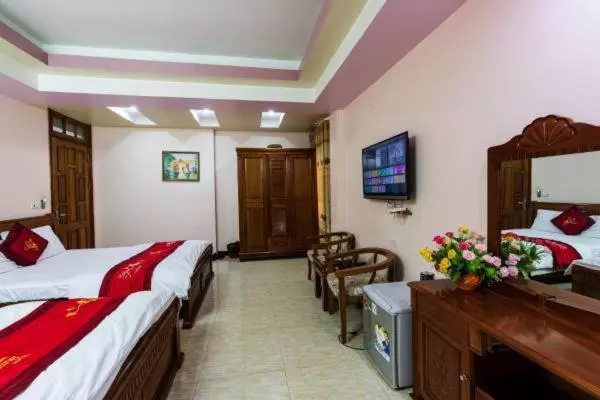 هتل KhÁch SẠn Sen VÀng