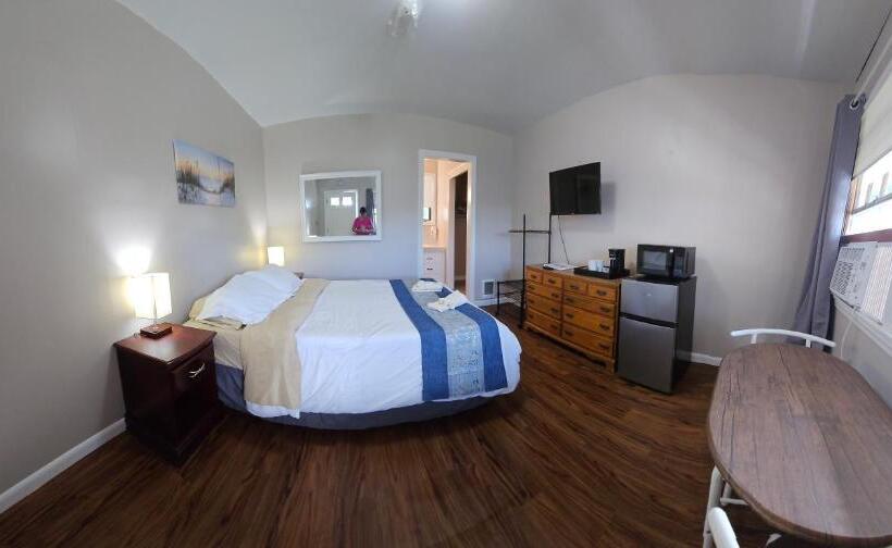 酒店 Lake Shore Farm Inn