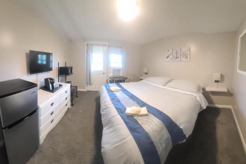 酒店 Lake Shore Farm Inn