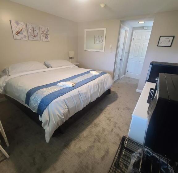 酒店 Lake Shore Farm Inn