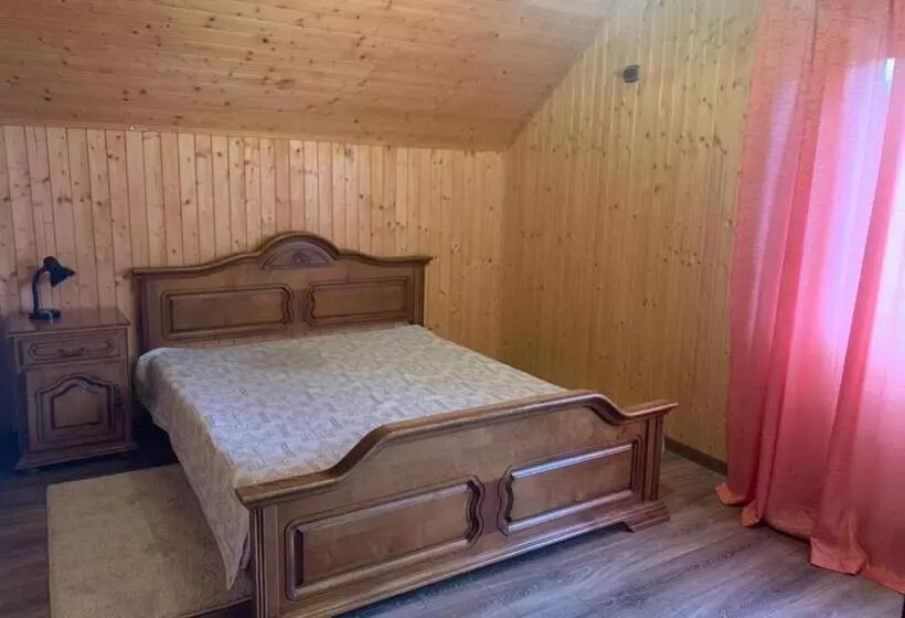 Majatalo бойківчанка