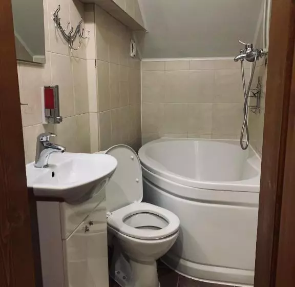 Majatalo бойківчанка