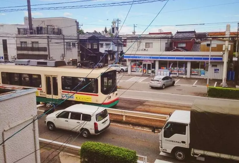 پانسیون 泊まれる図書館 寄処  Yosuga