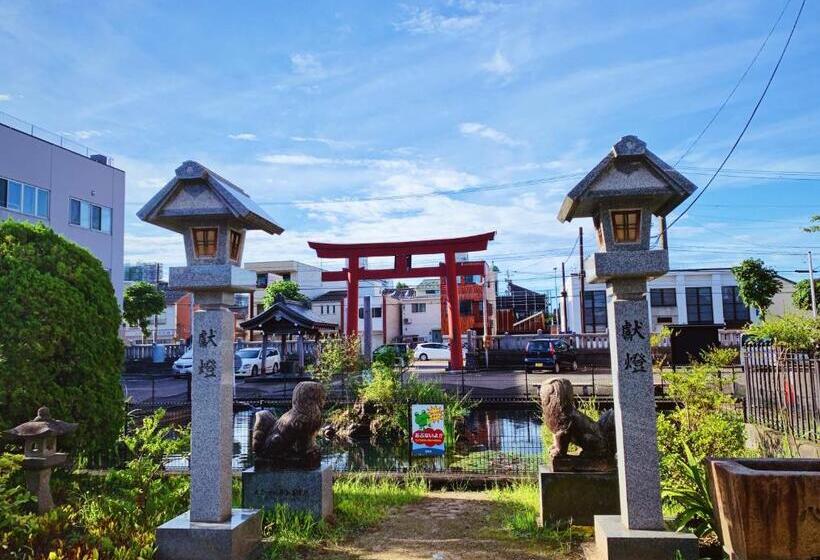 פנסיון 泊まれる図書館 寄処  Yosuga