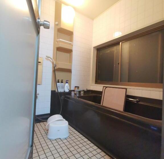 פנסיון 泊まれる図書館 寄処  Yosuga