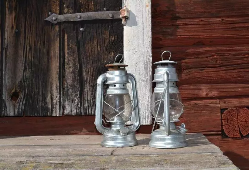 Bull August Gård Vandrarhem/hostel