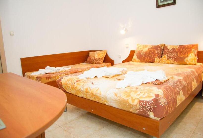 Hôtel хотел тихия кът