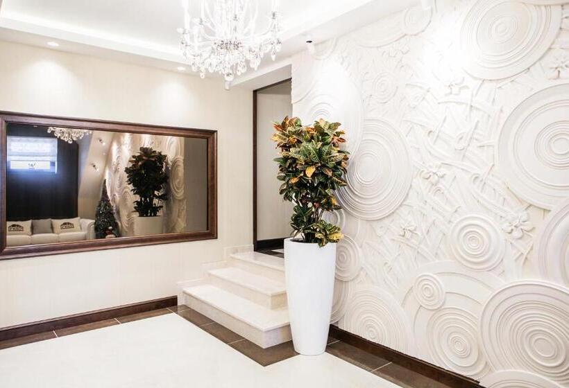 Szálloda родичі