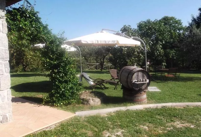 Hotelli Agriturismo Casal Grande
