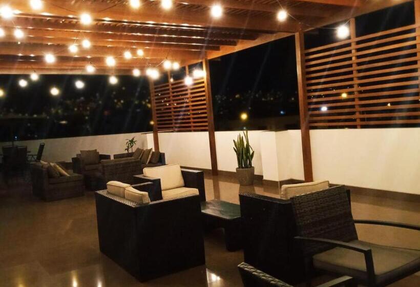 Отель Costa Riviera