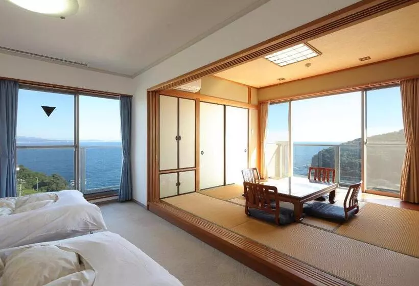 Hotelli Manazuru Marin