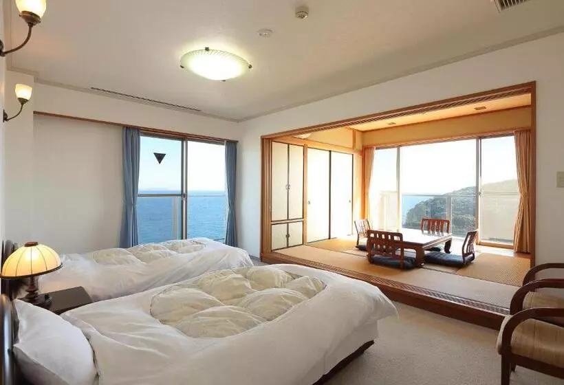 Hotelli Manazuru Marin