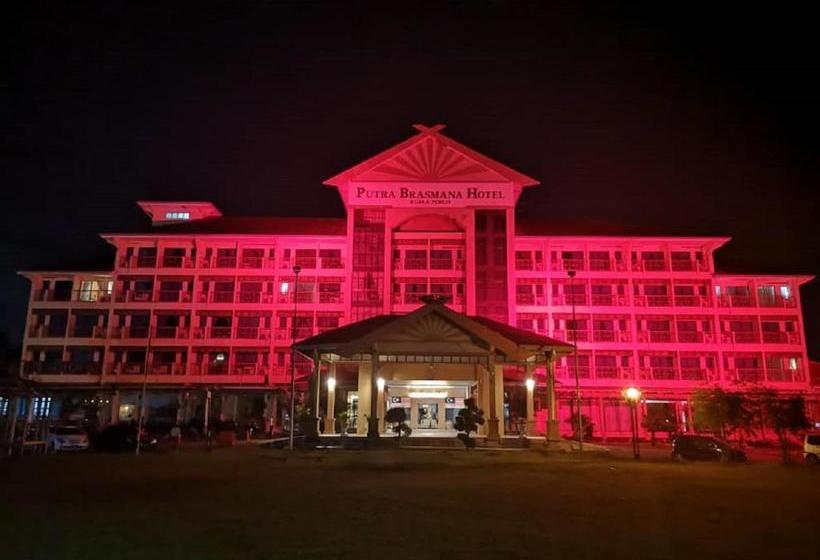 בית מלון כפרי Putra Brasmana