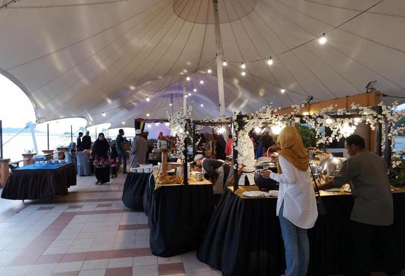 בית מלון כפרי Putra Brasmana