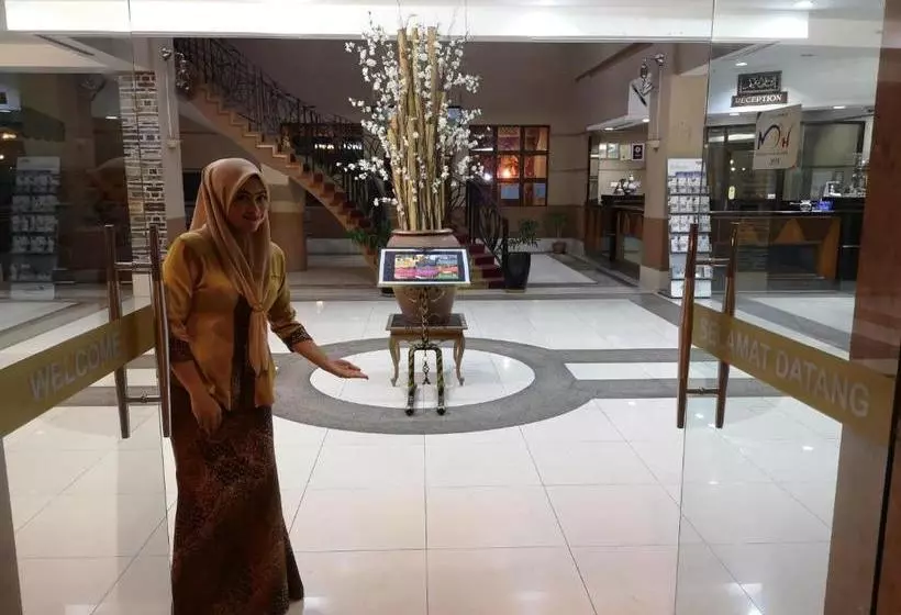 Hotel Putra Brasmana