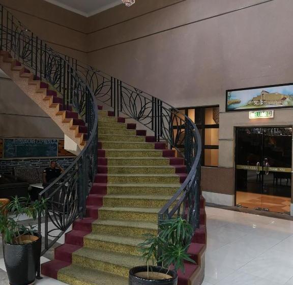 בית מלון כפרי Putra Brasmana