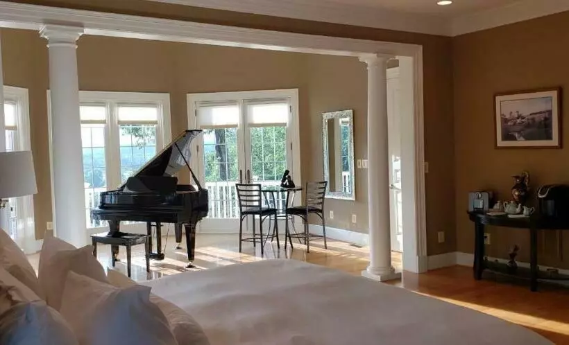 ホテル The Manor At Courtland Farm
