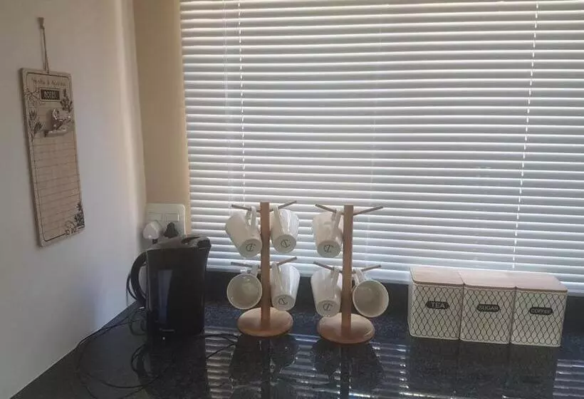 پانسیون 6 On Capella Guesthouse