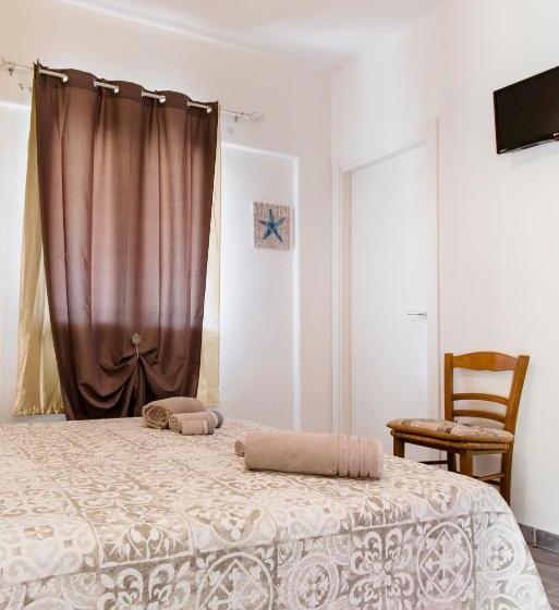 Panzió Affittacamere L ' Oasi Di Gino