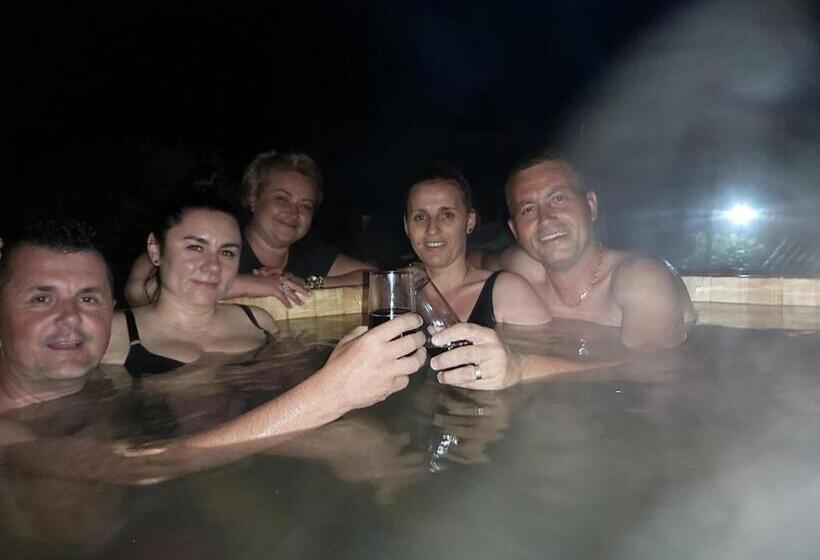 ペンション Casa Ionela Petreus