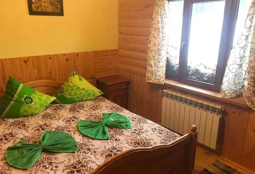 Majatalo Shelest Vody