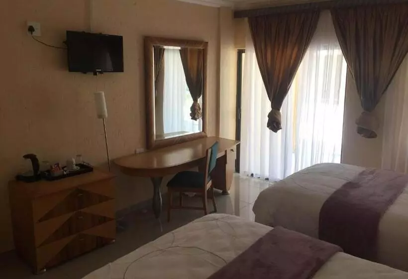 Kosi Bay Hippo Lodge & Resort