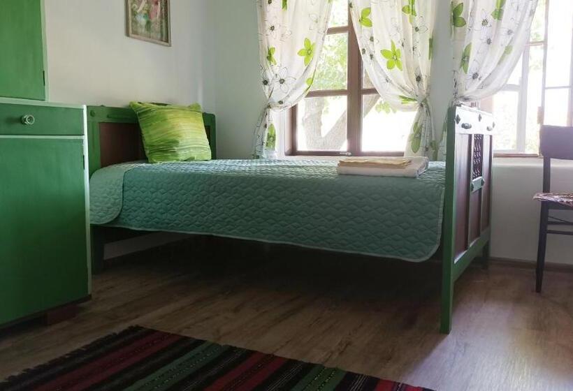 بنسيون Babinata Kashta Srebarna