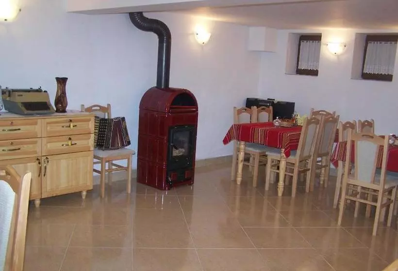 Majatalo Guesthouse Gostilitsa