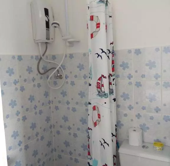 Lomakeskus I   Talay Taling Ngam Samui   เขา ป่า นา เล ตลิ่งงาม สมุย