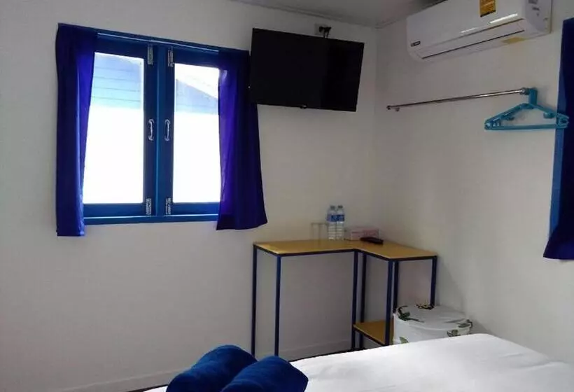 Lomakeskus I   Talay Taling Ngam Samui   เขา ป่า นา เล ตลิ่งงาม สมุย