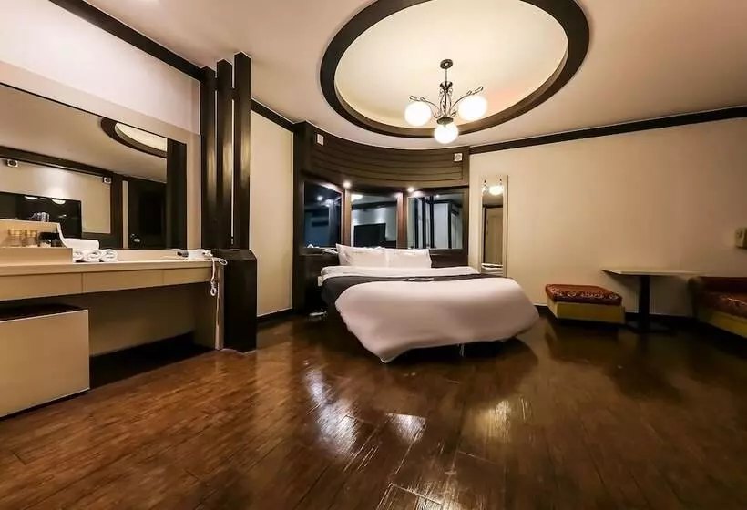 مُتل Daejeon Jung Ri G7