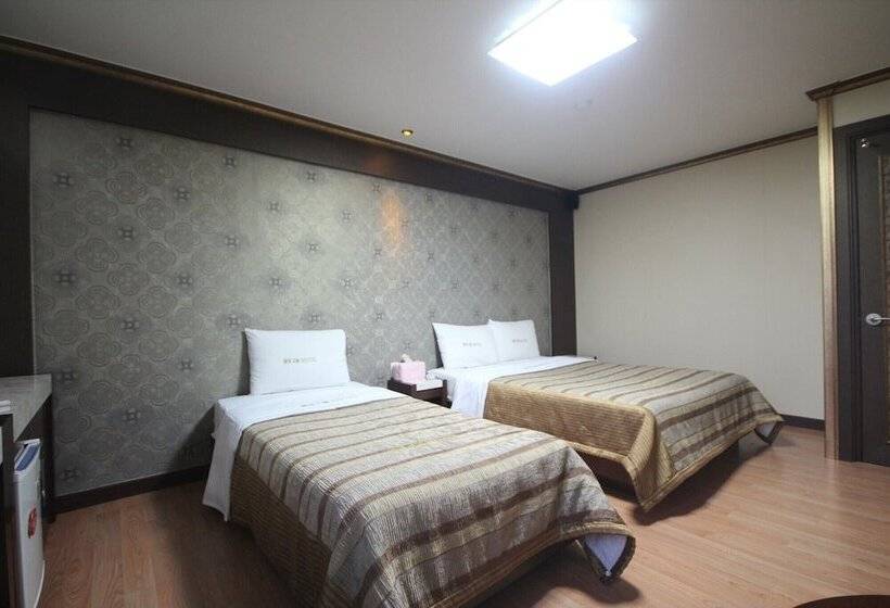 Motel Gunsan Mulbitgoeul