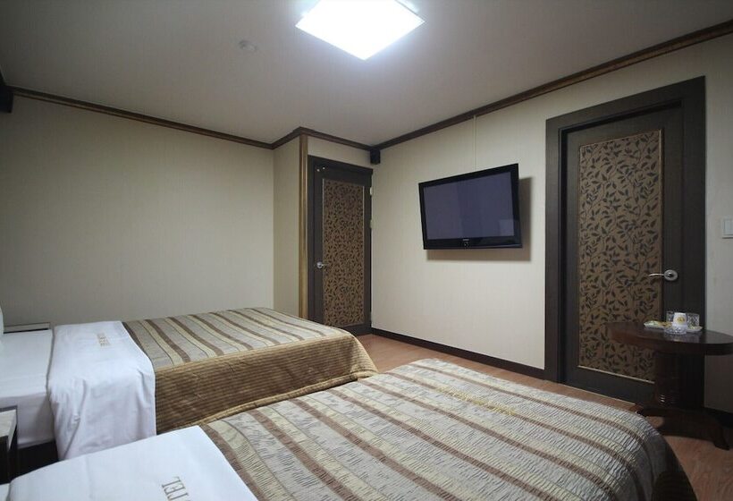 Motel Gunsan Mulbitgoeul