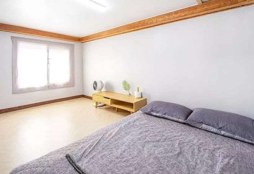 Majatalo Namhae Seven House