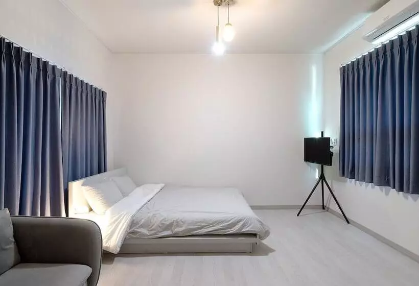 Majatalo Namhae Seven House