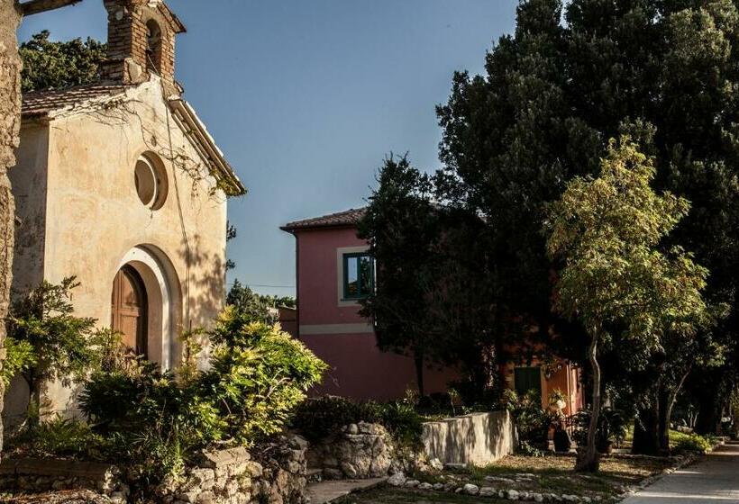 ホテル Agriturismo Petrara