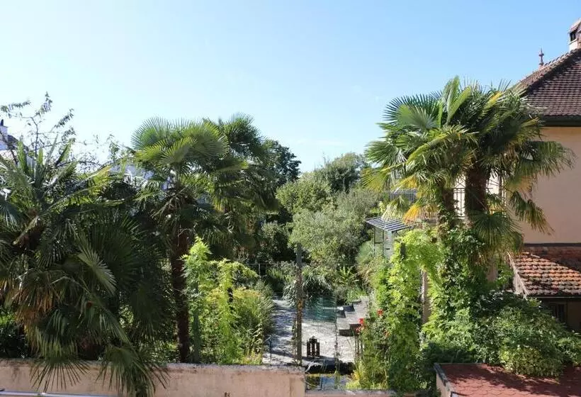 Hotelli Auberge Au Lion D Or