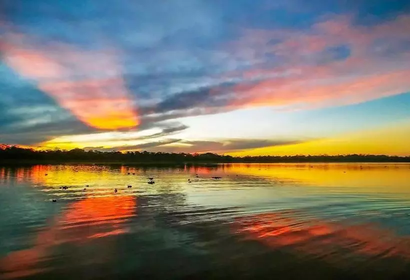 Hotelli Grand Amazon Lodge And Tours   All Inclusive