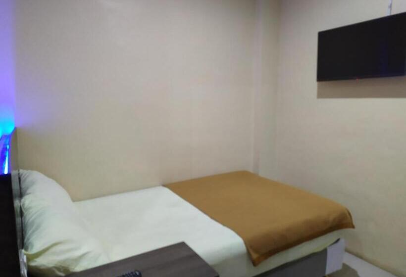 בית מלון כפרי Grand Royal