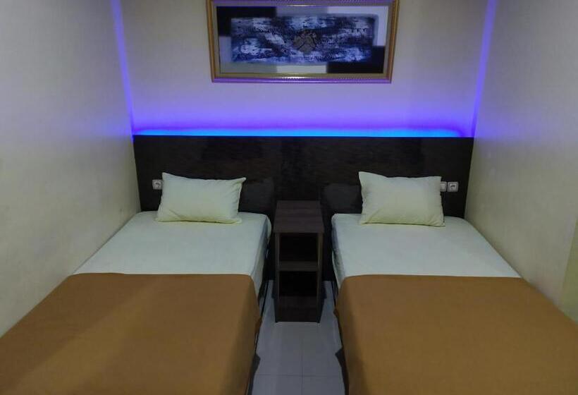 בית מלון כפרי Grand Royal