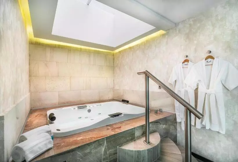 ホテル Kaia Suites