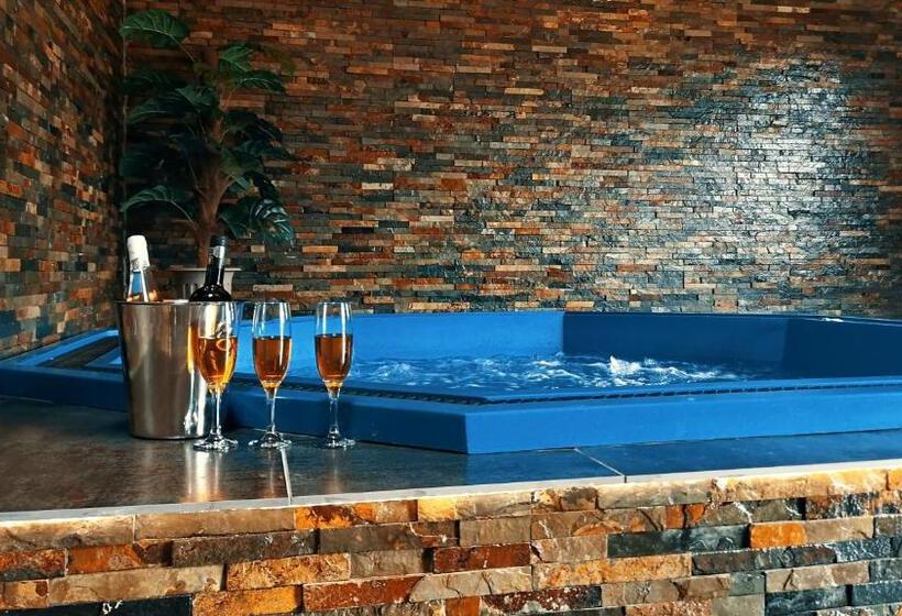 Пансион Acasa In Maramures