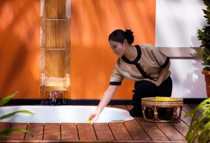 استراحتگاه Angsana Velavaru   15 Percent Off On Return Sea Plane Transfers, Bookings & Stays Between 27 Dec 202