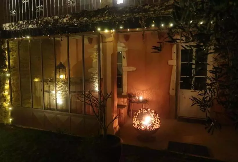 Aamiaismajoitus (B&B) La Petite Madeleine   Chambre D Hôtes & Spa