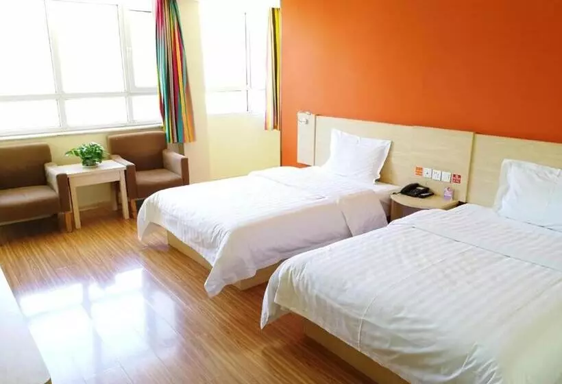 هتل 7days Inn Dongsheng Railway Station