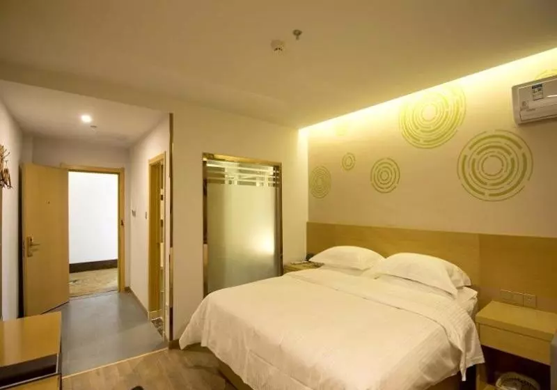 Hotelli Greentree Inn Zhenjiang Danyang City Danbei Town Xinqiao Business