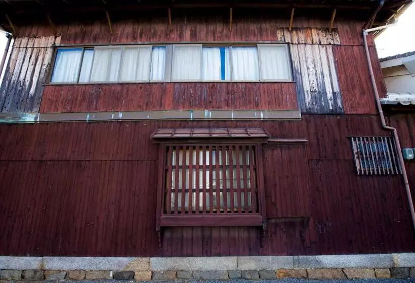 Hotelli Kachusha Gekko