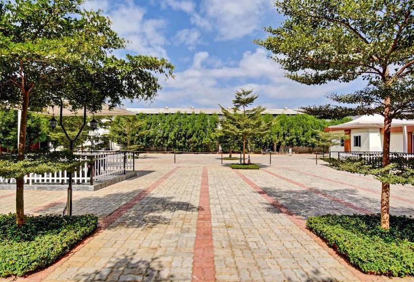 Hotel Rashi Comforts By Coastal Dine